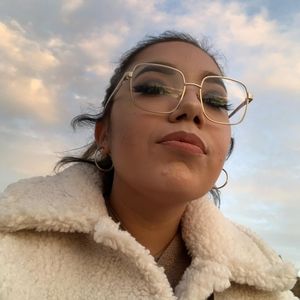 Meet your Posher, Gabby